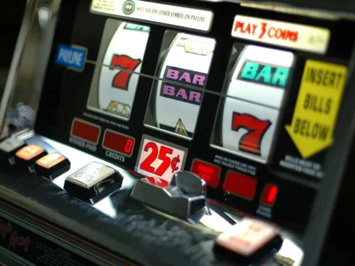Slot Machines – Reduce or Eliminate Your Risk