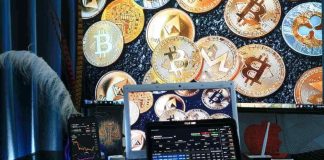 crypto trader desk