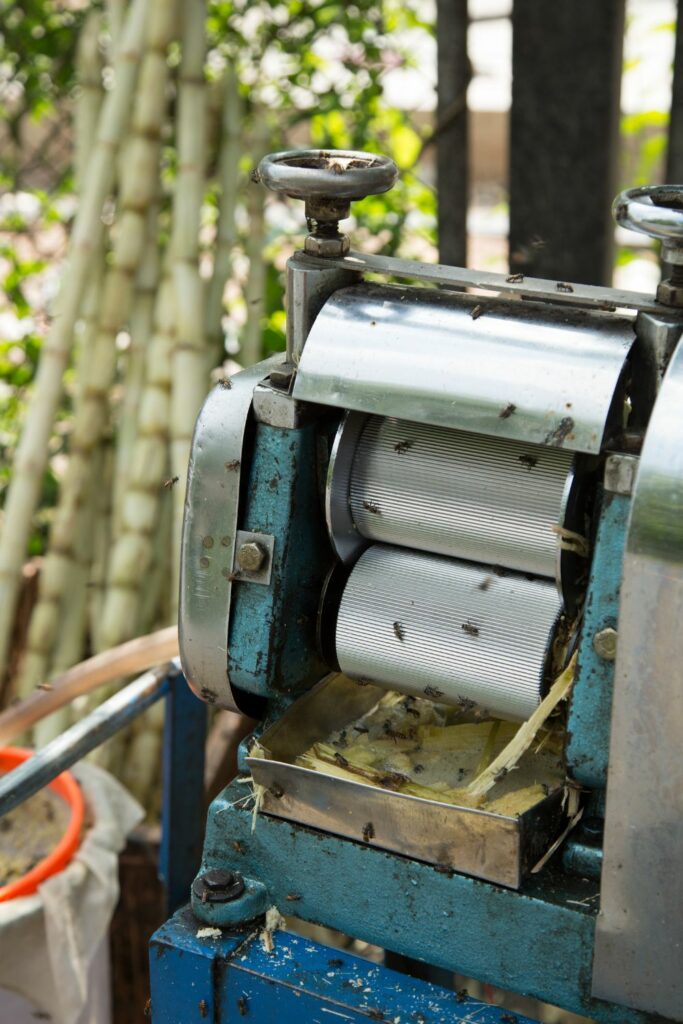 Image via Canvas - cane juice machine